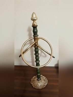 Green and Gold Towel Ring Stand - Decorative Home Accent